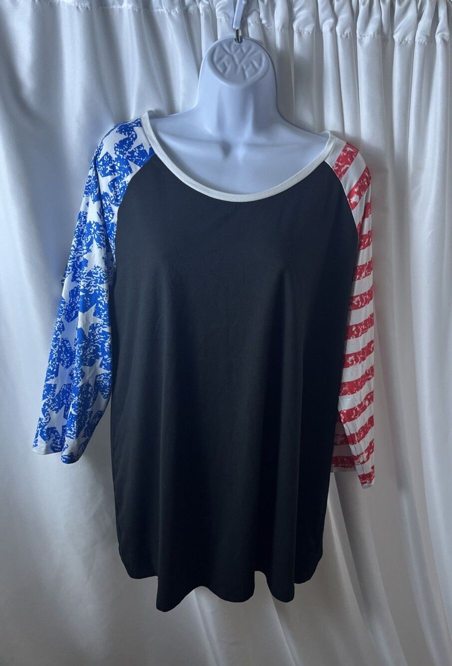 Rishop Women’s Patriotic Baseball Style Regan Top Size XL American Flag